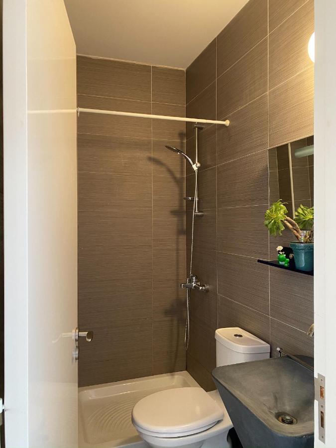 Summer Getaway: Stunning 1 Bedroom Apartment! Polis Eksteriør billede
